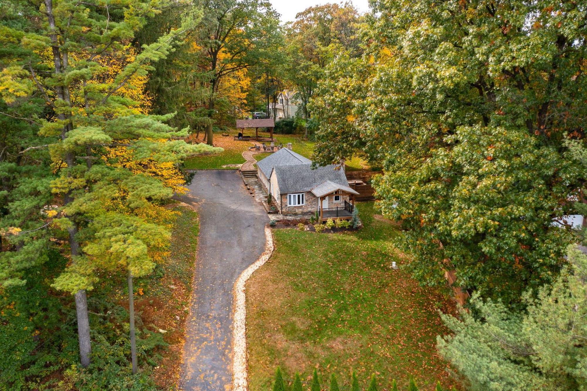 5 Bd W Hottub - Mins To Hunting Hiking & Fishing Apartment New Providence Bagian luar foto