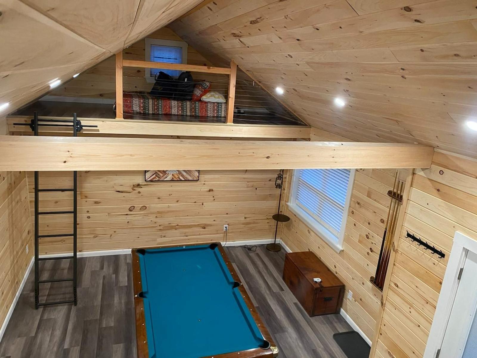 5 Bd W Hottub - Mins To Hunting Hiking & Fishing Apartment New Providence Bagian luar foto